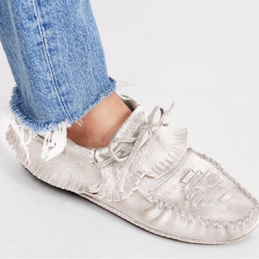 Free People Women's Light Grey Hopewell Moccasins